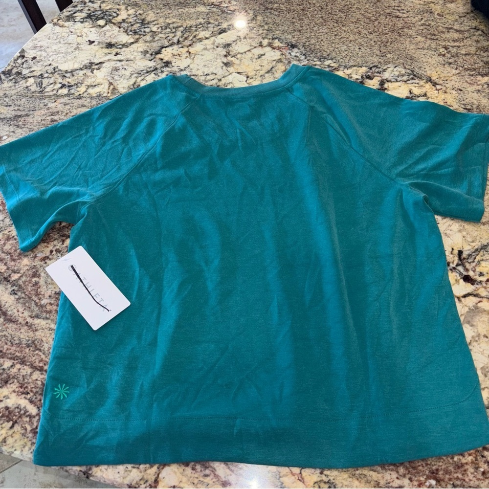 Athleta Seasoft Sweatshirt Tee NWT - Picture 5 of 9